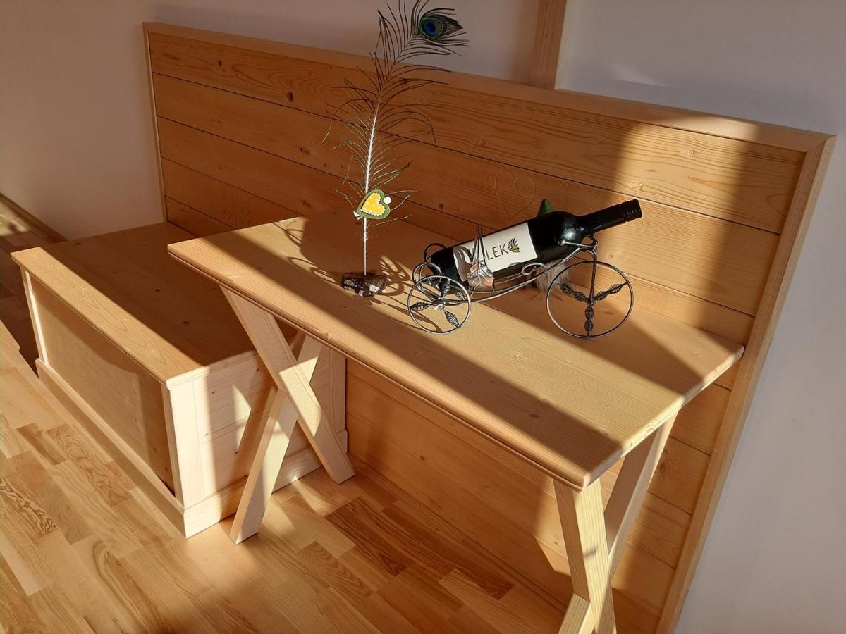 Rooms & Wine Lilek Шентиль Экстерьер фото