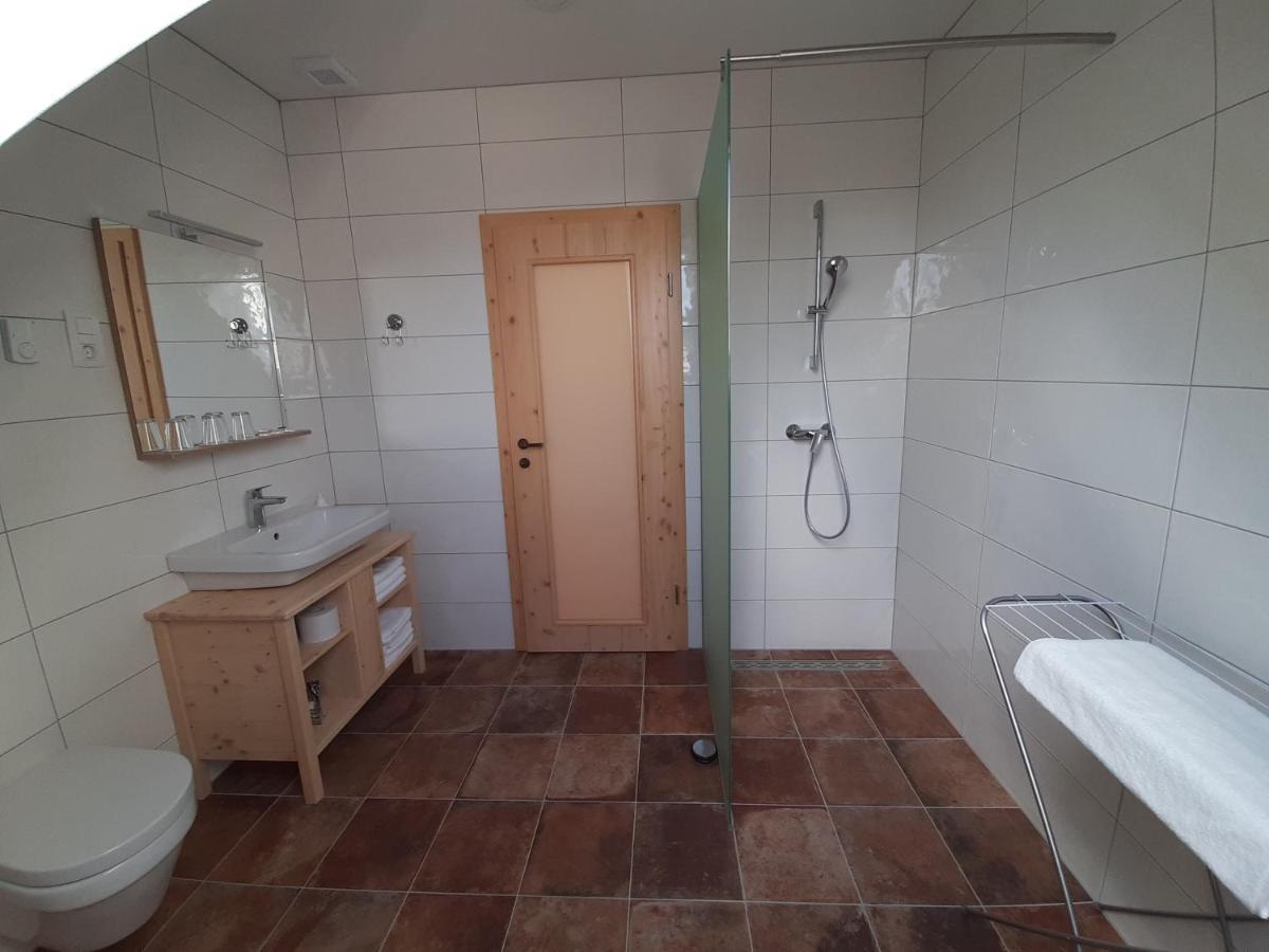 Rooms & Wine Lilek Шентиль Экстерьер фото