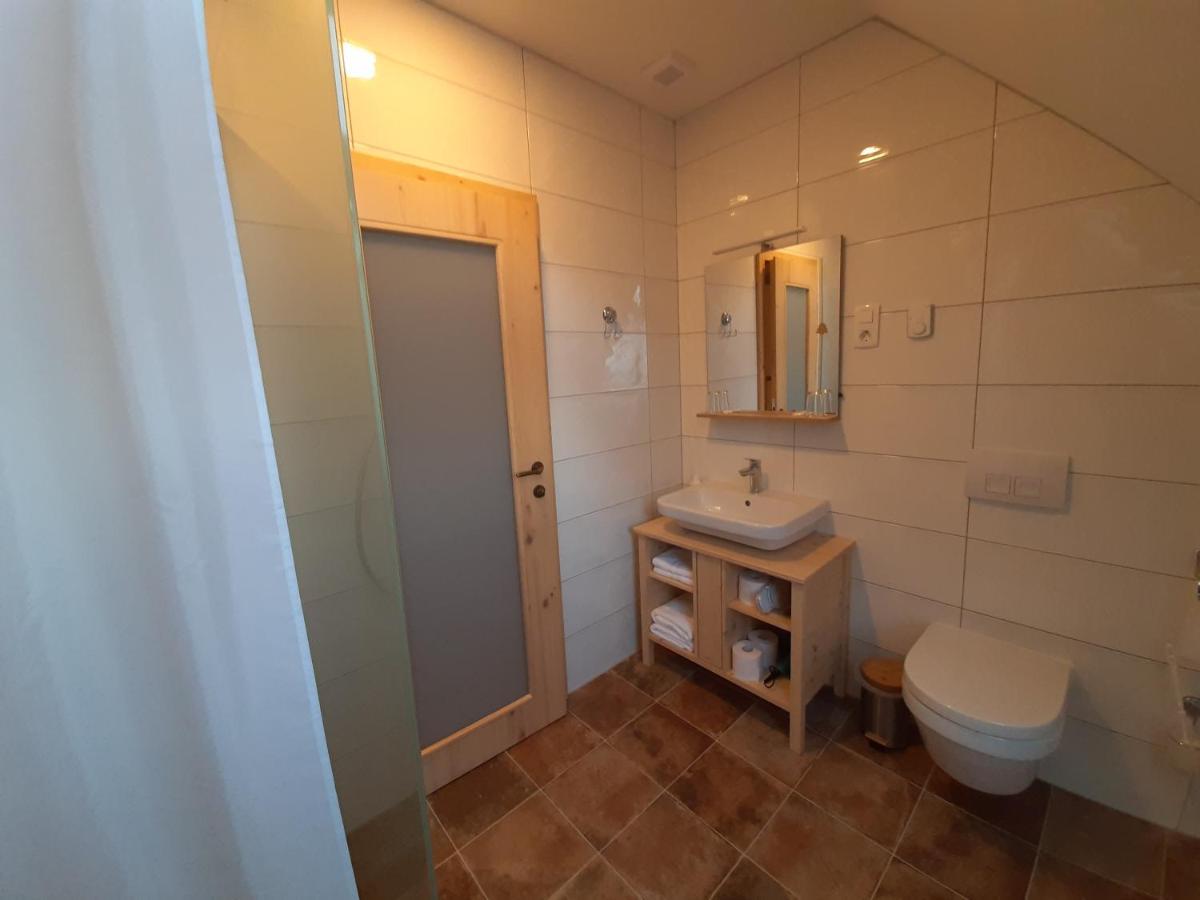 Rooms & Wine Lilek Шентиль Экстерьер фото