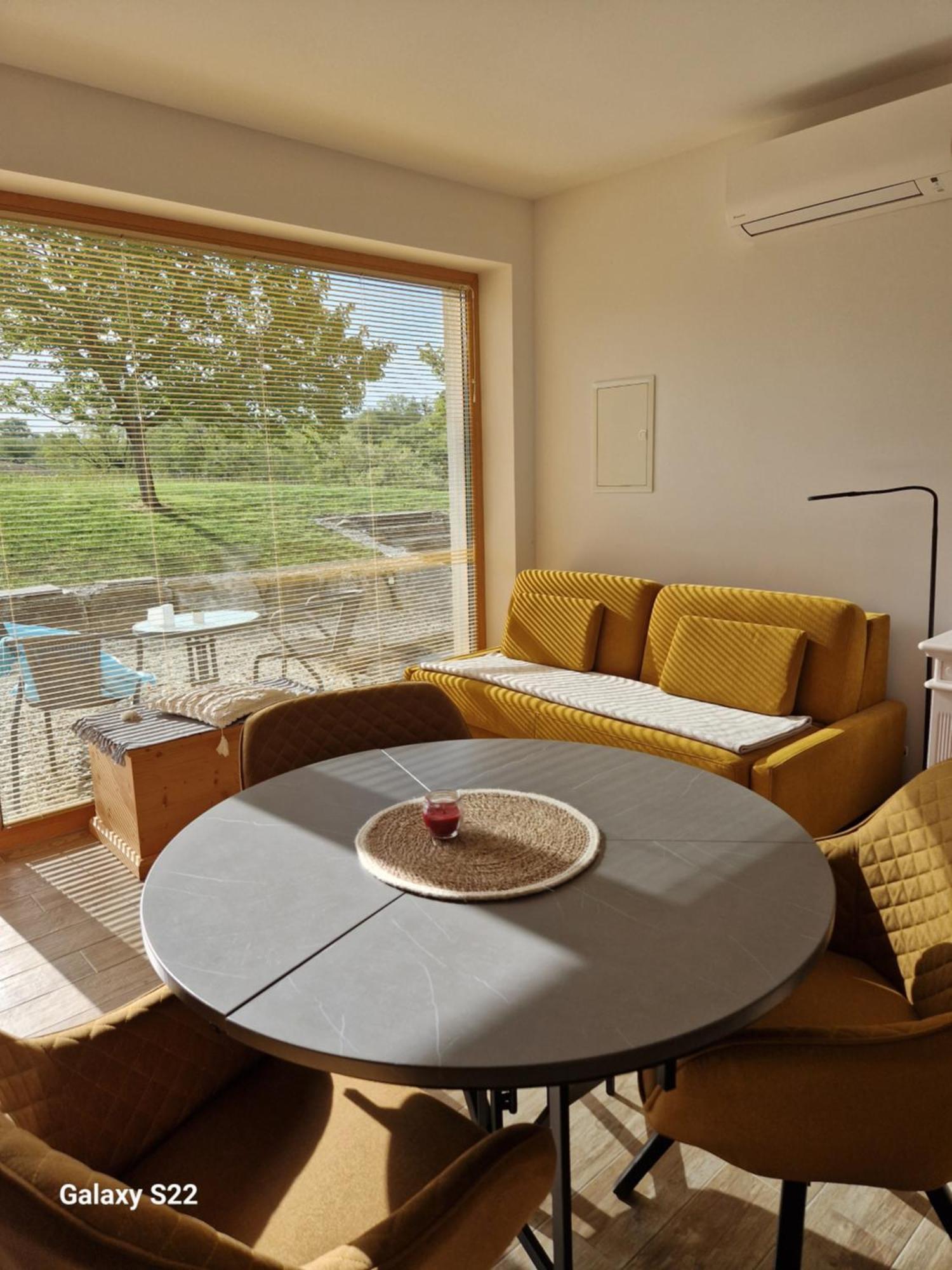 Rooms & Wine Lilek Шентиль Экстерьер фото